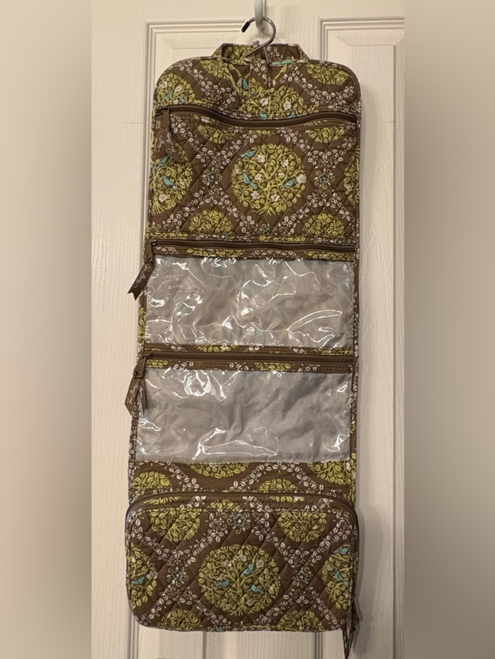 Vera Bradley [Retired Pattern] Sittin’ in a Tree: Hanging Travel Organizer